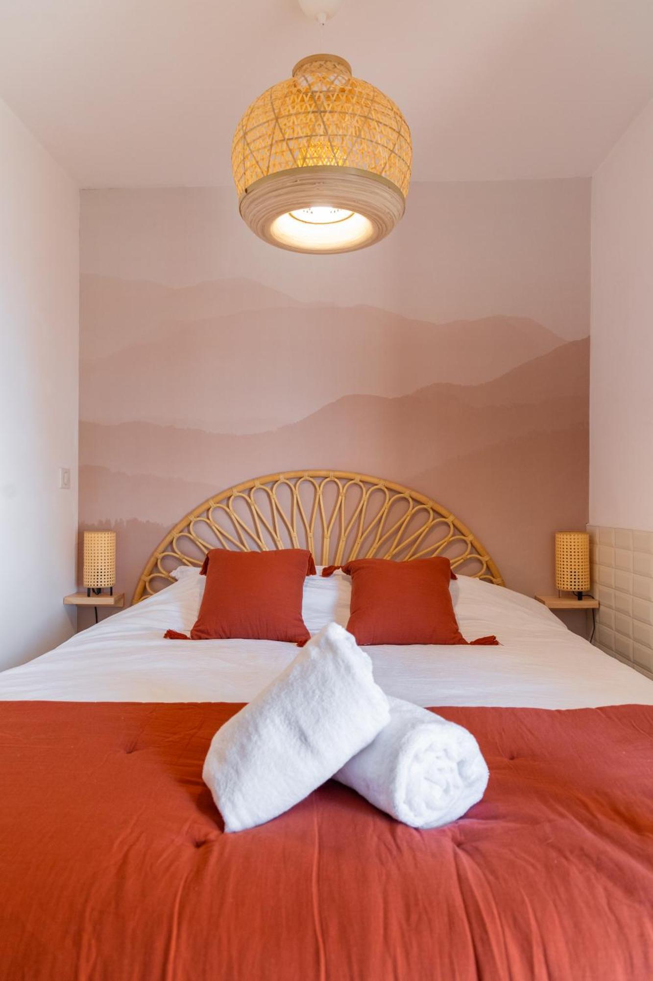 Appart Cosy, Piscine, Clim, Parking Prive - Proche Plage - Arrivee Autonome - Lit Queen Size La Seyne-sur-Mer Zewnętrze zdjęcie