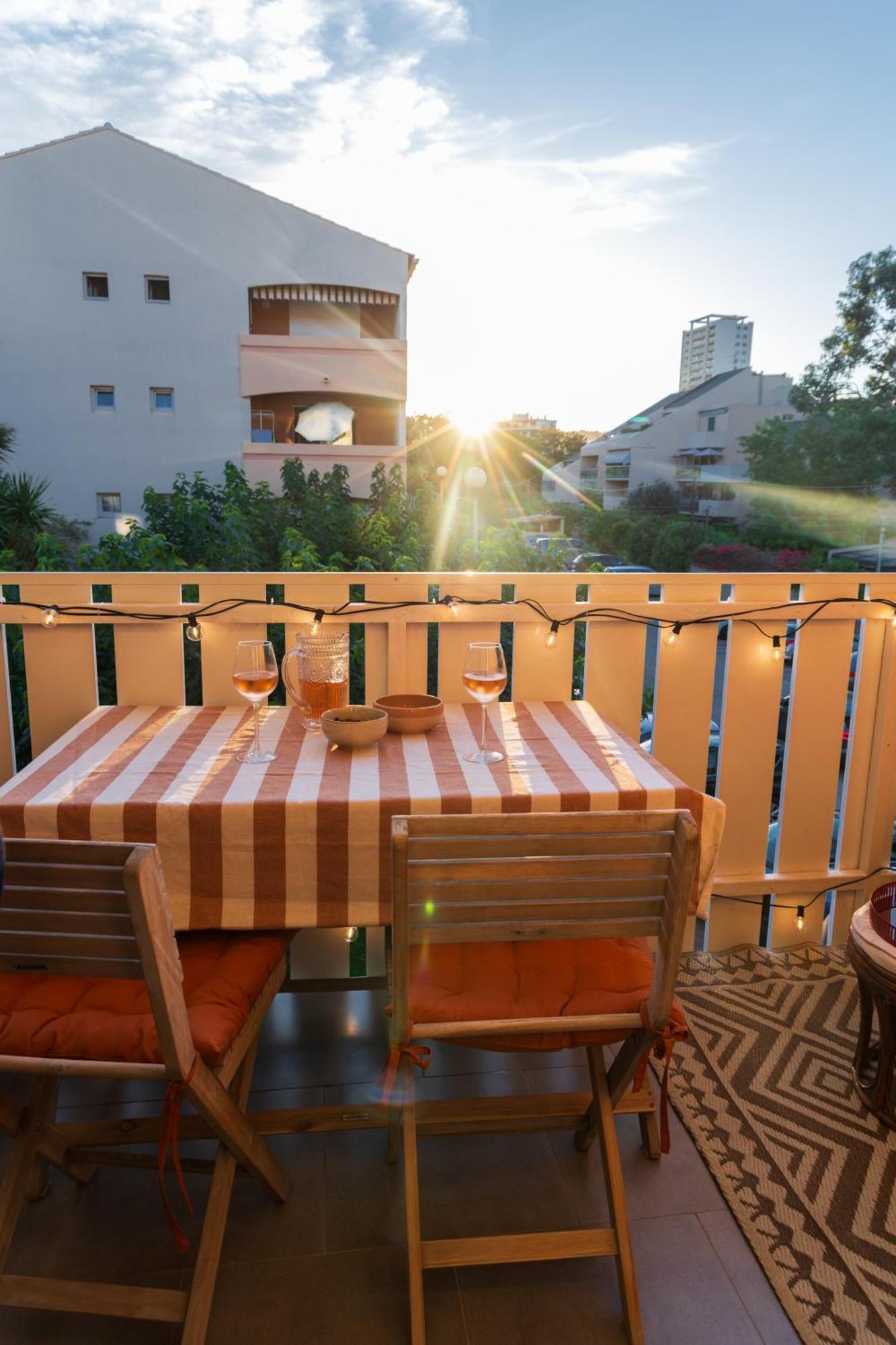 Appart Cosy, Piscine, Clim, Parking Prive - Proche Plage - Arrivee Autonome - Lit Queen Size La Seyne-sur-Mer Zewnętrze zdjęcie